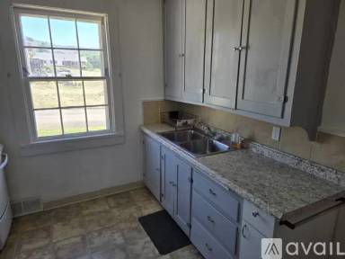 Main picture of 504 S 5th St