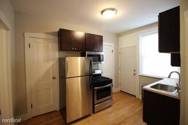 Main picture of 4822 W Montrose St and 4401-13 N La Crosse Ave Apartments