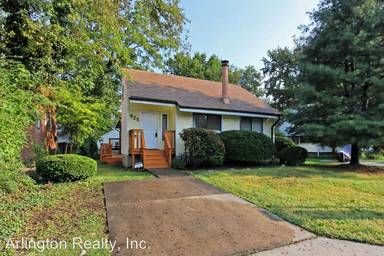 Main picture of 925 22nd St S