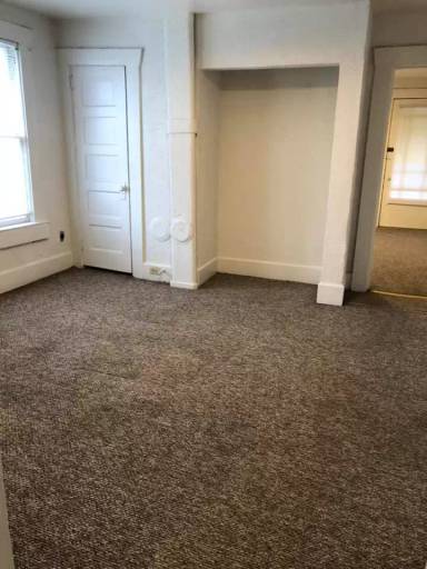 Main picture of 1615 1st Ave W
