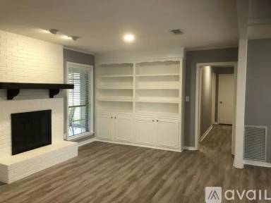 Main picture of 25 Woodgate Dr