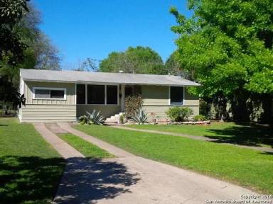 Main picture of 403 Devonshire Dr