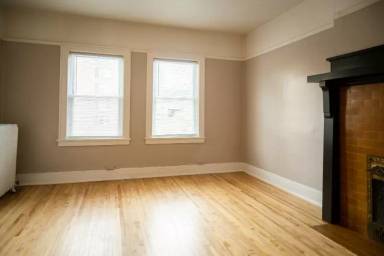 Main picture of 125 N 2nd Ave E