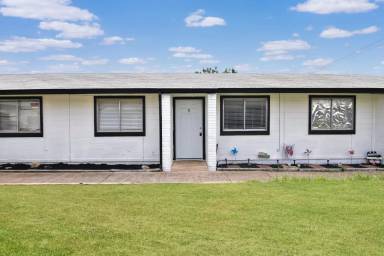 Main picture of 2204 Corona Dr
