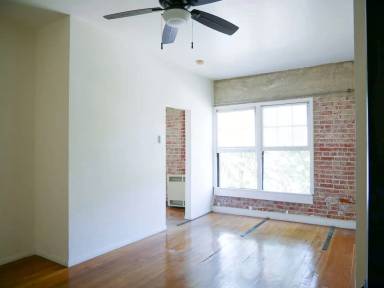 Main picture of 1525 Griffith Park Blvd