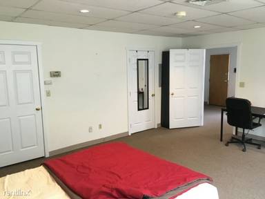 Main picture of 38 Trumbull St