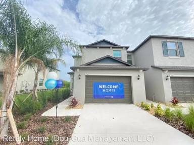 Main picture of 734 Royal Empress Dr