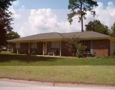 Main picture of 400 Brumbaugh Rd