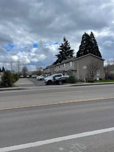 Main picture of 3760 Hawthorne Ave NE
