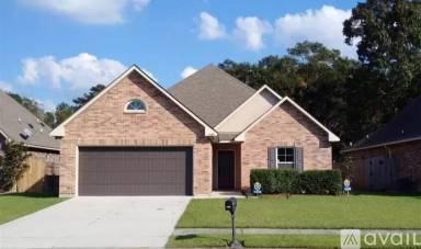 Main picture of 10203 Savannah Jane Ln