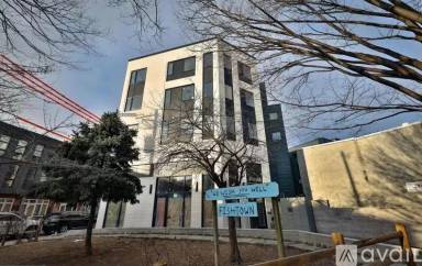 Main picture of 1405 Frankford Ave