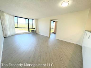 Main picture of Country Club Plaza Condominiums