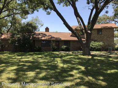Main picture of 521 Friendship Ln