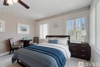 Main picture of 206 9th Ave NE
