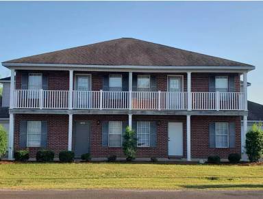 Main picture of 1096 Saint Andrews Ln