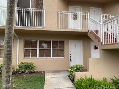 Main picture of Coral Pointe