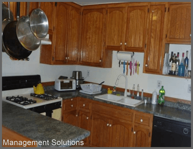 Main picture of 3122 Howard Ave
