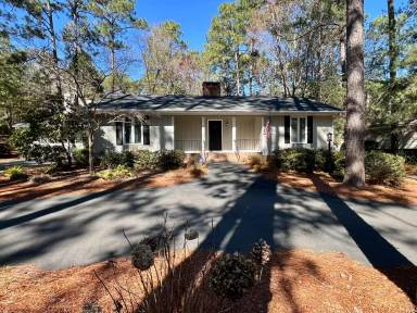 Main picture of 376 Grove Rd