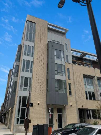 Main picture of 201 S 22nd St