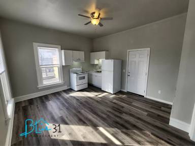 Main picture of 405 4th Ave
