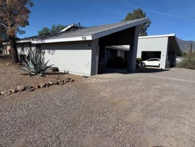 Main picture of 716 S 8th St