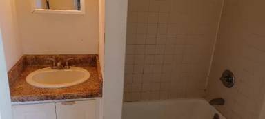 Main picture of 51 W Main St