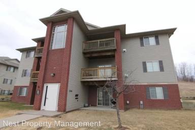 Main picture of Coralville's Northridge Park Condos