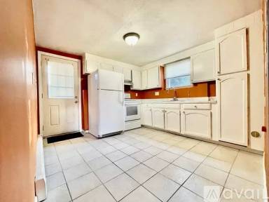Main picture of 129 Madison Ave