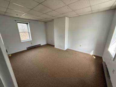 Main picture of 431 E King St
