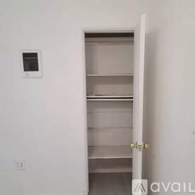Main picture of 1610 Meridian Ave