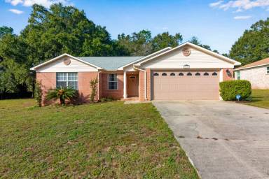 Main picture of 5824 Pebble Ridge Dr