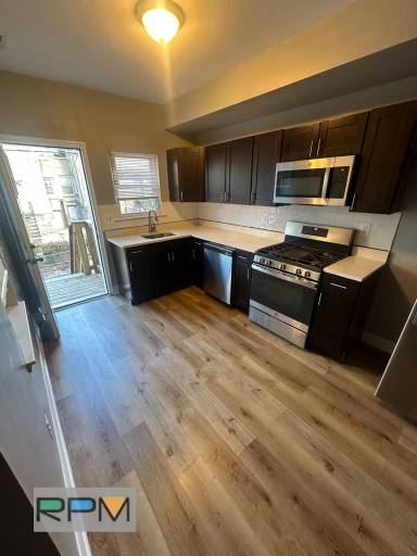 Main picture of 3012 Rayner Ave