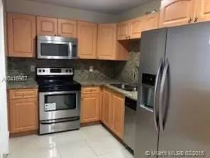 Main picture of 2851 SW 66th Ter