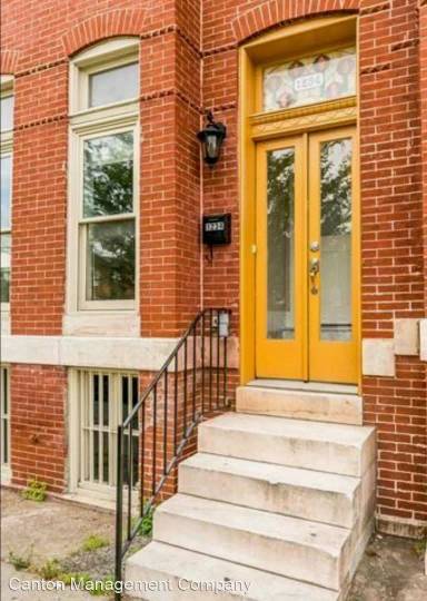 Main picture of 1234 N Broadway