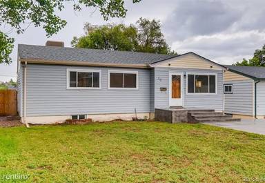 Main picture of 40 S Vrain St