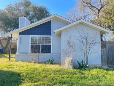 Main picture of 8004 Clydesdale Dr