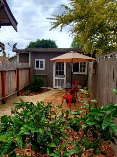 Main picture of 1238 Edgemont St