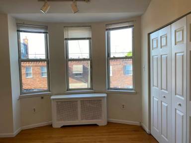 Main picture of 730 Tasker St