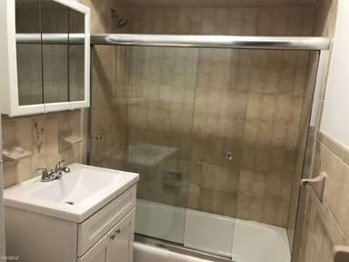 Main picture of 472 Avenue Y