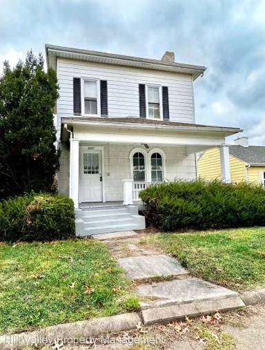 Main picture of 2227 S Center St