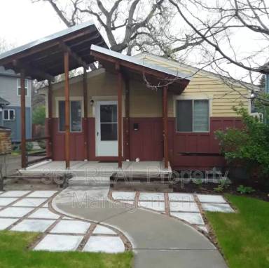 Main picture of 716 Maple St.*