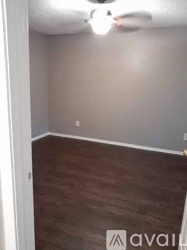 Main picture of Country Oaks Apartments