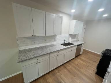 Main picture of 622 E Cypress St