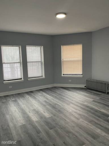 Main picture of 5258 S King Dr