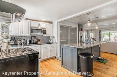 Main picture of 5175 Tejon St