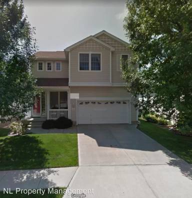 Main picture of 1706 S 173rd Ct