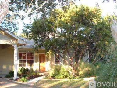 Main picture of 1010 Castile Rd