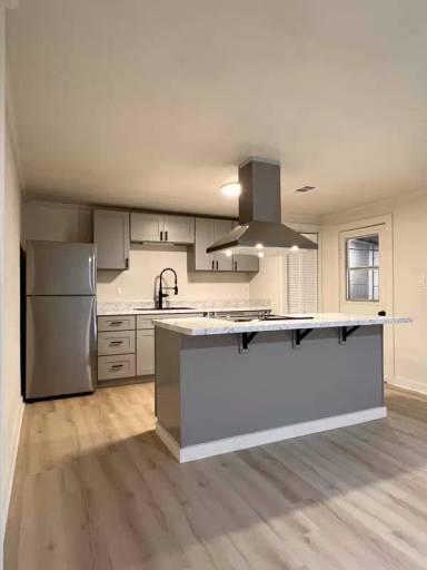 Main picture of 531 Ditmar St