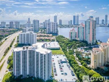 Main picture of Parc Central Aventura South