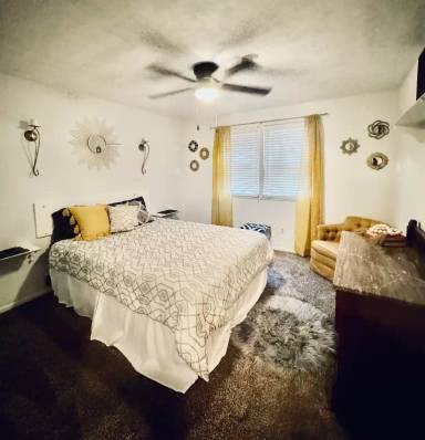 Main picture of 5057 W Harbourview Dr